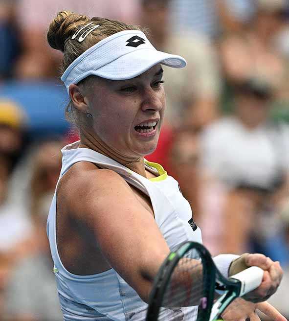 Blinkova Singkirkan Wozniacki di San Diego Open
