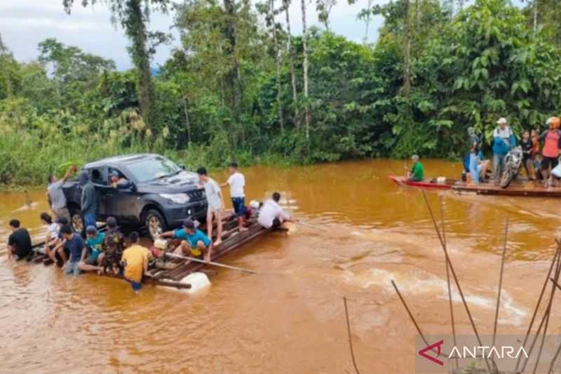 BMKG Ingatkan Warga untuk Waspada Potensi Hujan Lebat Melanda Seluruh Papua