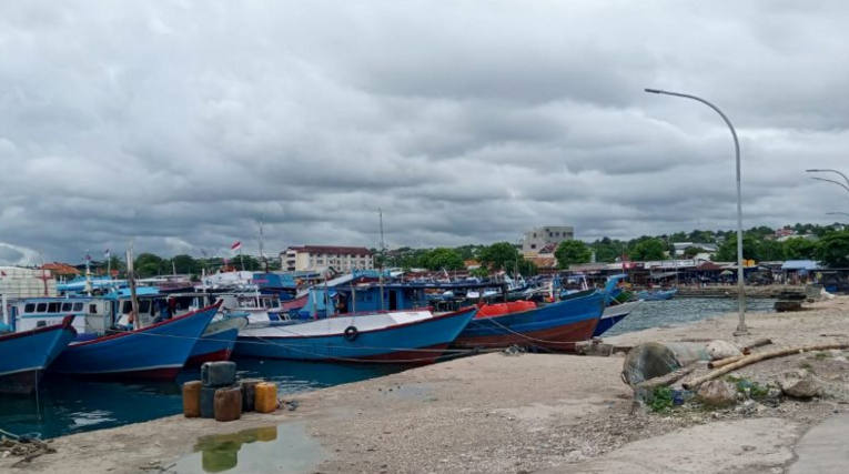 BMKG Kupang Ingatkan Warga Pesisir Pantai Waspada Cuaca Ekstrem