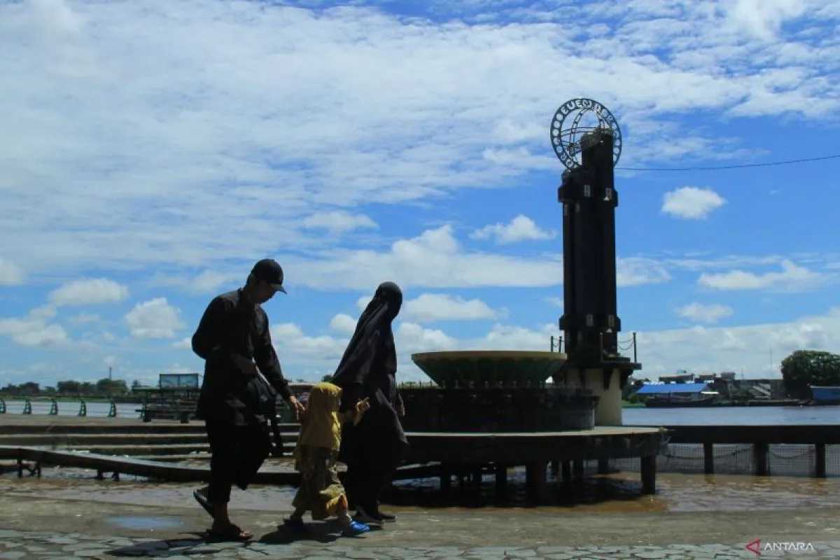 BMKG Peringatkan Hujan Petir Berpotensi Terjadi di Sejumlah Kota Besar