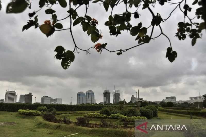 BMKG Prakirakan Cuaca Wilayah Jakarta Akan Cerah Berawan Pada Kamis Pagi Hingga Sore