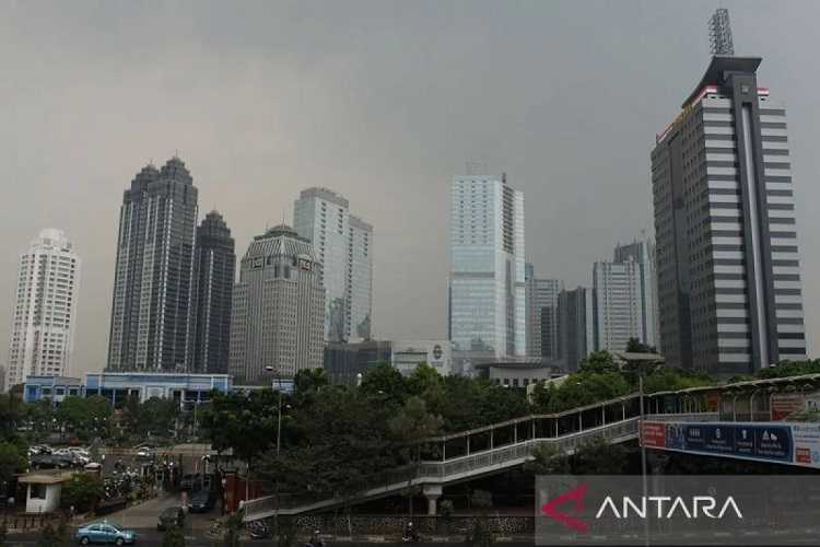 BMKG Prakirakan Hujan Ringan Terjadi di Jakarta Timur pada Kamis Sore