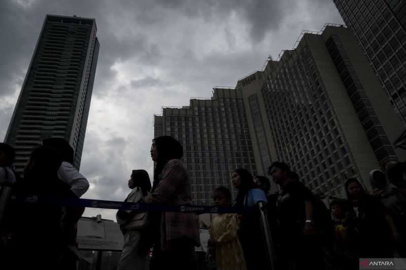 BMKG Prakirakan Jakarta Diguyur Hujan hingga Jumat Siang