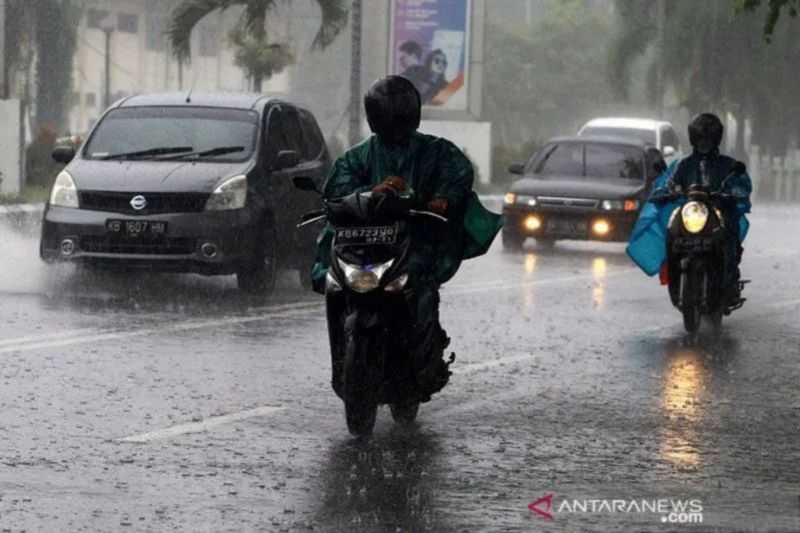 BMKG Prakirakan Mayoritas Wilayah Indonesia Hujan Sedang hingga Lebat