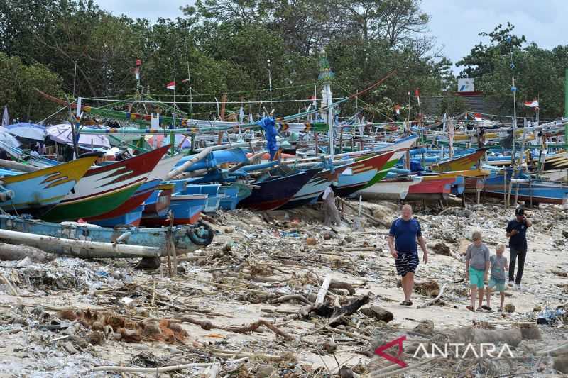 BMKG: Waspadai Potensi Gelombang Tinggi di Bali Hingga 7 Januari