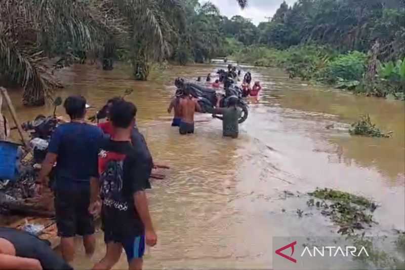 BNPB imbau warga Kabupaten Landak Kalbar siaga bencana banjir susulan