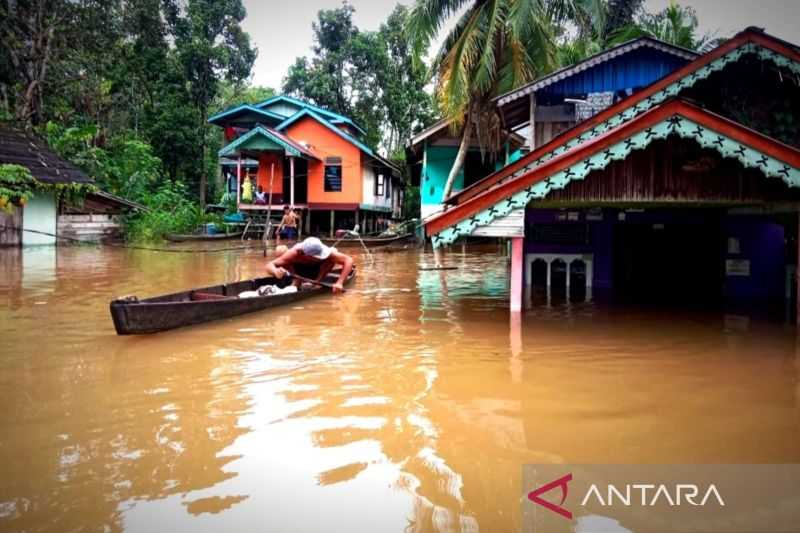 BNPB Ingatkan Banjir Masih Rendam Empat Kecamatan di Melawi Kalbar