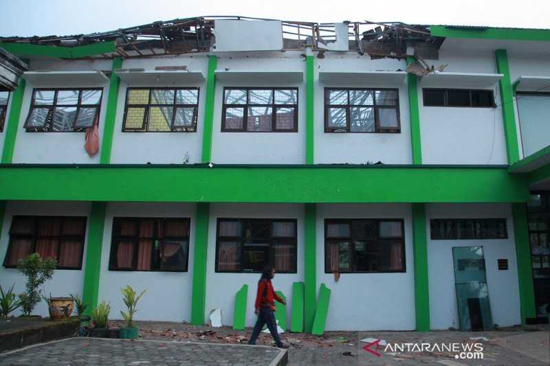 BNPB: Lebih dari 300 Rumah Rusak Akibat Gempa di Beberapa Wilayah Jatim