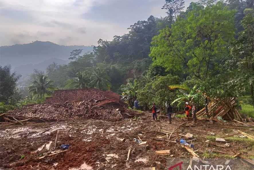 BNPB: Sembilan Warga Hilang akibat Banjir di Cipongkor