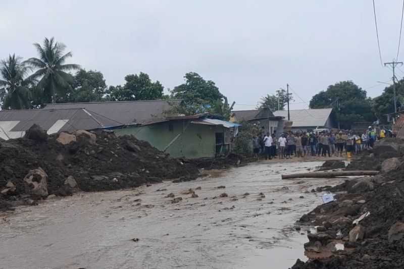 BNPB Tegaskan Operasi Pencarian Korban Banjir di Rua Belum Berakhir