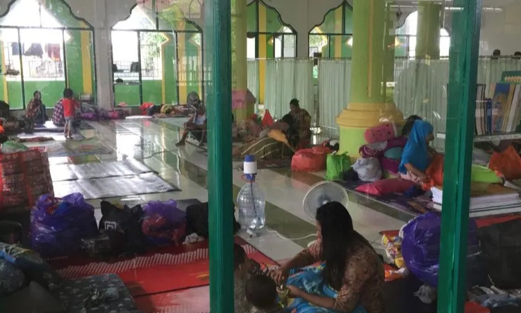 BNPB Ungkap Ribuan Masyarakat Mengungsi Akibat Banjir Makassar