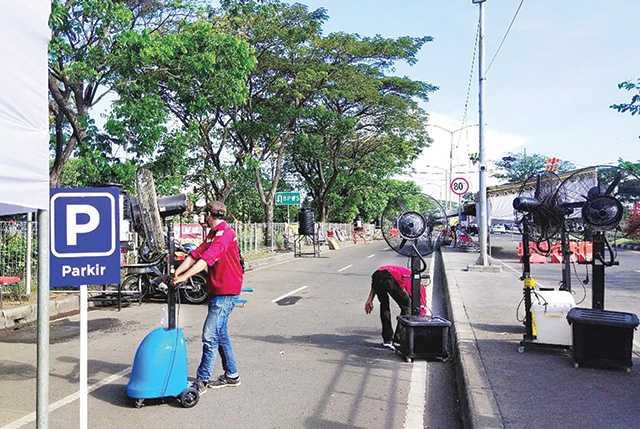 Bongkar Tenda Penyekatan