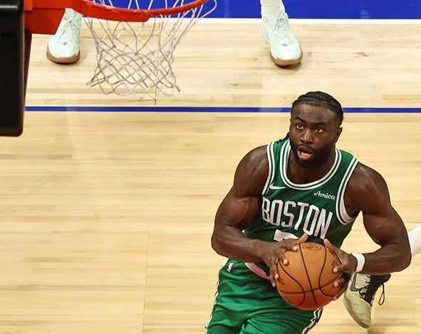 Boston Celtics Kalahkan Pemain Cadangan 76ers