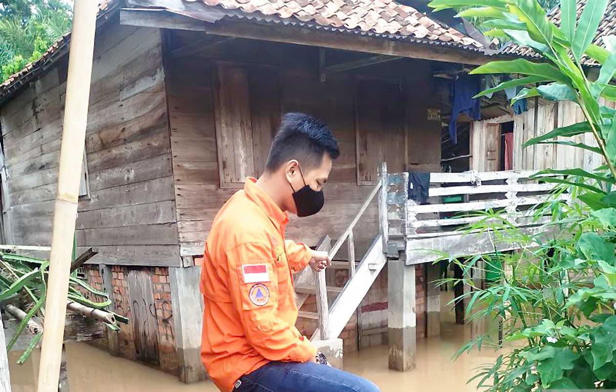 BPBD OKU Siagakan Anggota di Lokasi Bencana Banjir
