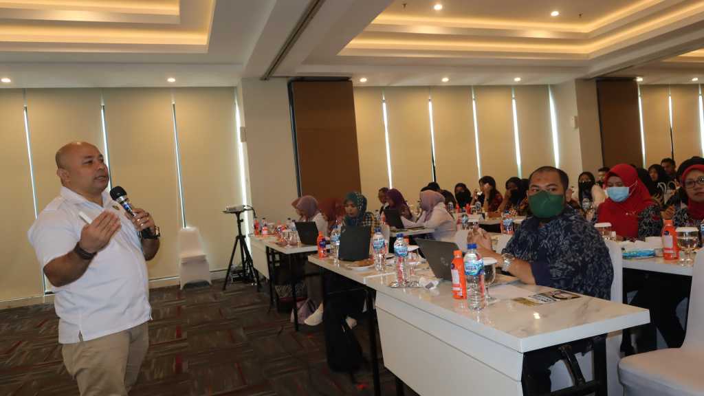 BPOM Banten Sosialisasi Inovasi Program BATIK WARISAN 1