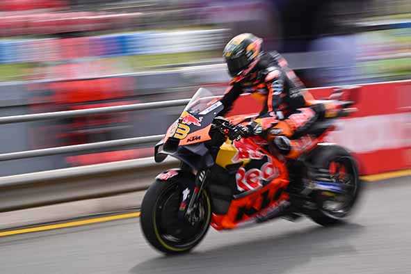 Brad Binder Tercepat Sesi Latihan Bebas