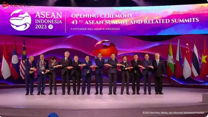 Buka KTT ASEAN, Jokowi Minta ASEAN Lebih Kompak, Berani, dan Gesit