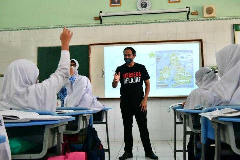 Bukannya Tingkatkan Nasib Guru Honorer Malah Bikin Masalah Makin Ruwet, Muhammadiyah Kritik Keras Nadiem Makariem soal Program Seleksi PPPK