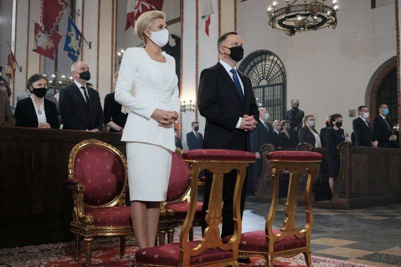 Bukti Keganasan Virus Korona Bertambah, Presiden Polandia Kembali Terinfeksi Covid-19