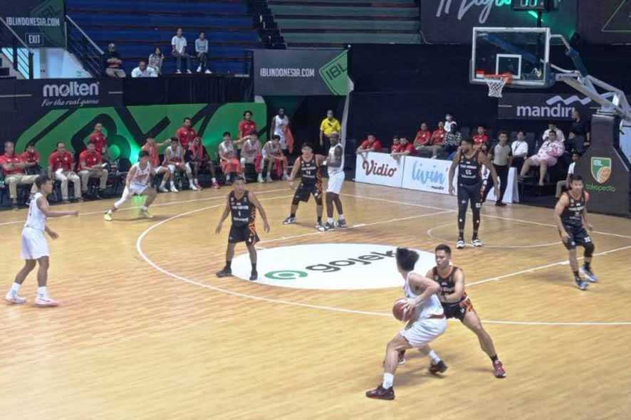 Bumi Borneo Tumbangkan Indonesia Patriots 68-60