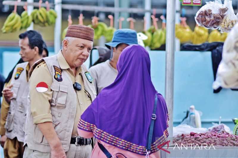 Bupati Bangka Barat Imbau Warga Tidak Menimbun Sembako