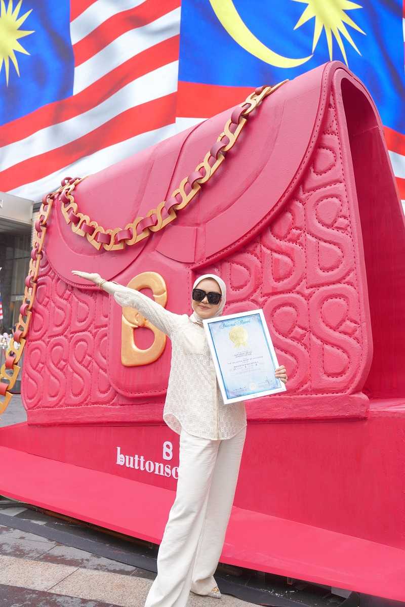 Buttonscarves Adakan Kampanye di Kuala Lumpur