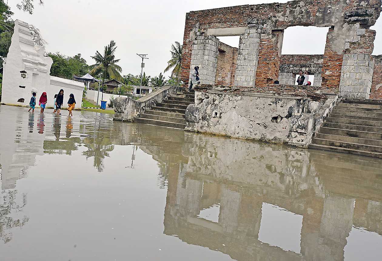 Cagar Budaya Terendam Banjir