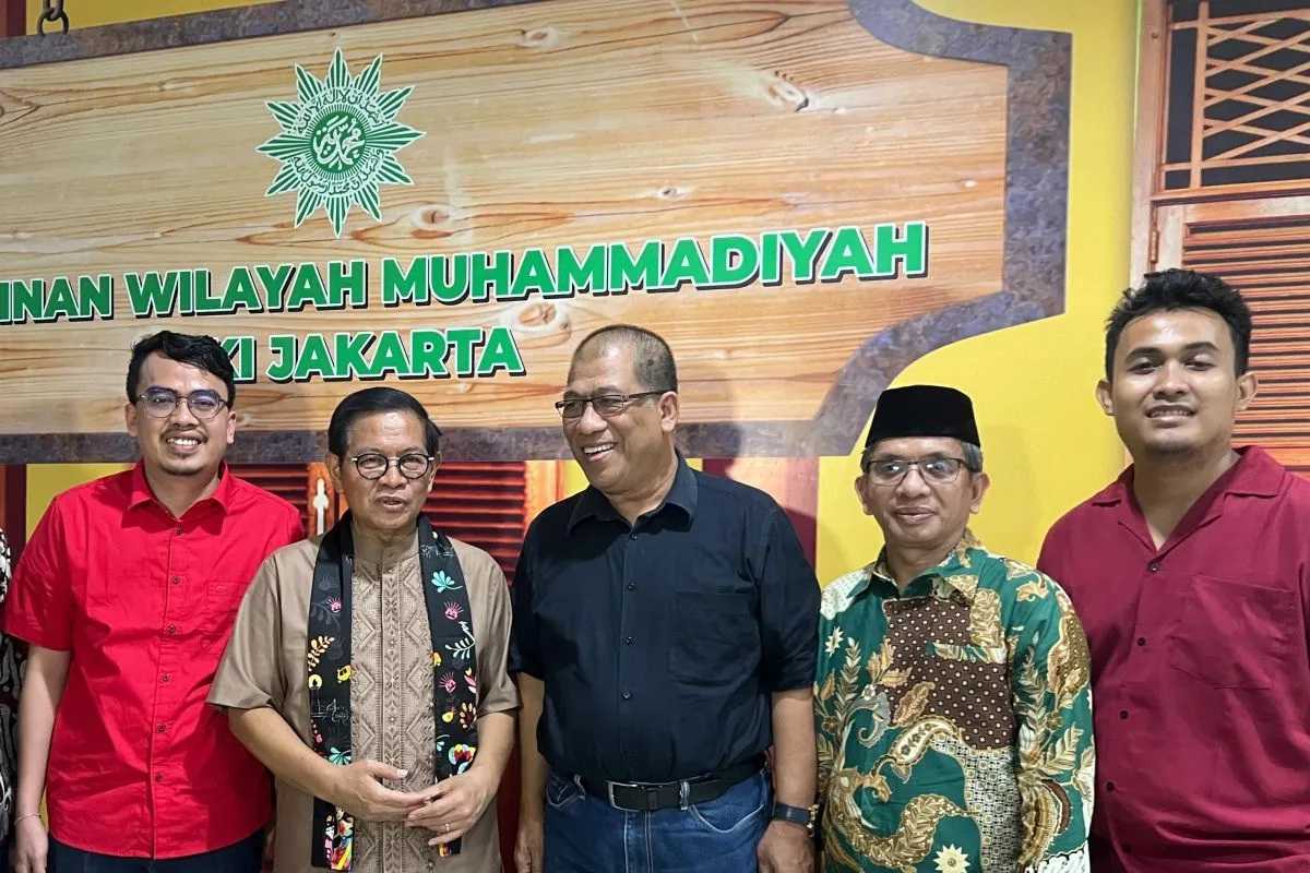 Cagub DKI Pramono Anung Silaturahmi ke Muhammadiyah  