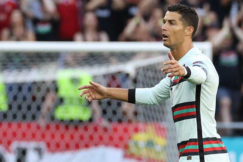 Capaian Prestasi Luar Biasa, Ronaldo Torehkan Sejarah Tampil Dalam Lima Piala Eropa
