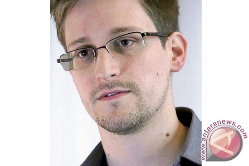 Capres Independen AS Kennedy Akan Ampuni Snowden dan Assange Bila Terpilih