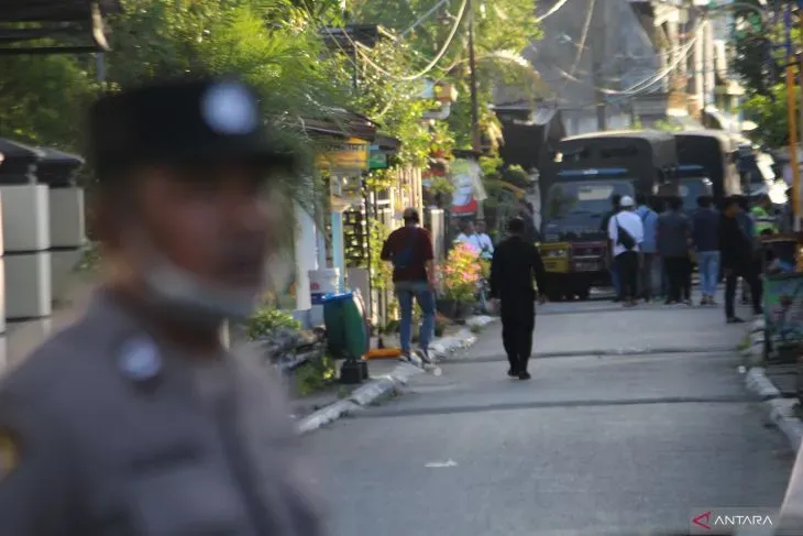 Cari Tersangka Pencabulan, Polisi Malah Temukan Banyak Ruang Tersembunyi di Pesantren Shiddiqiyah, Jombang