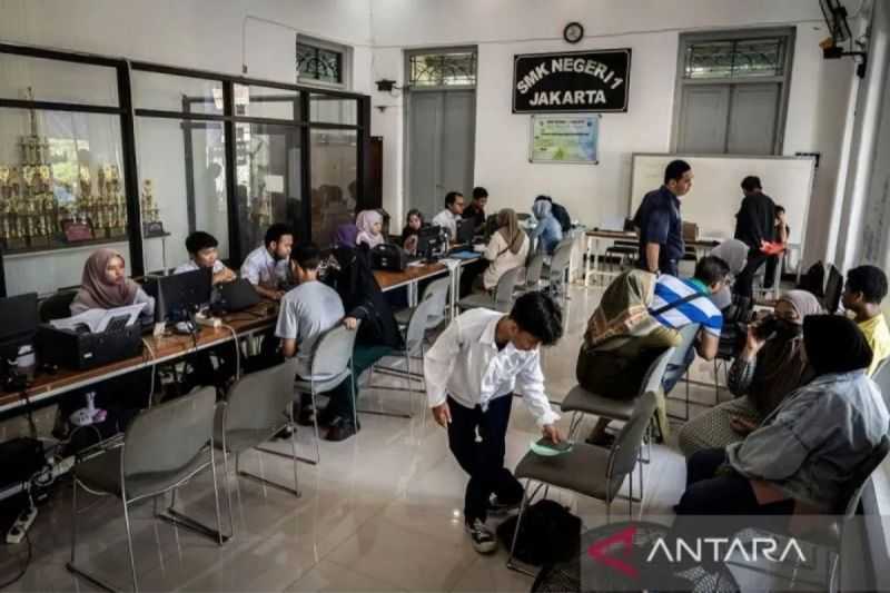 Cawagub DKI Bang Doel Rono Karno Tegaskan Sistem Zonasi Sekolah Masih Diperlukan di Jakarta