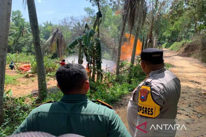Cegah Jatuh Korban, Polres Pamekasan Perketat Pengamanan di Lokasi Semburan Api