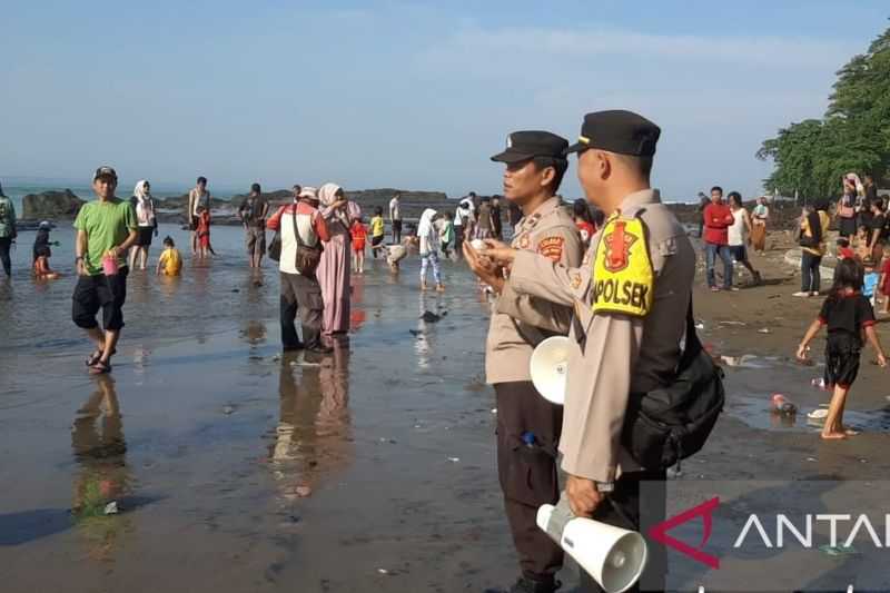 Cegah Jatuh Korban, Satpolairud Tingkatkan Pengawasan Objek Wisata Pantai Selatan Sukabumi