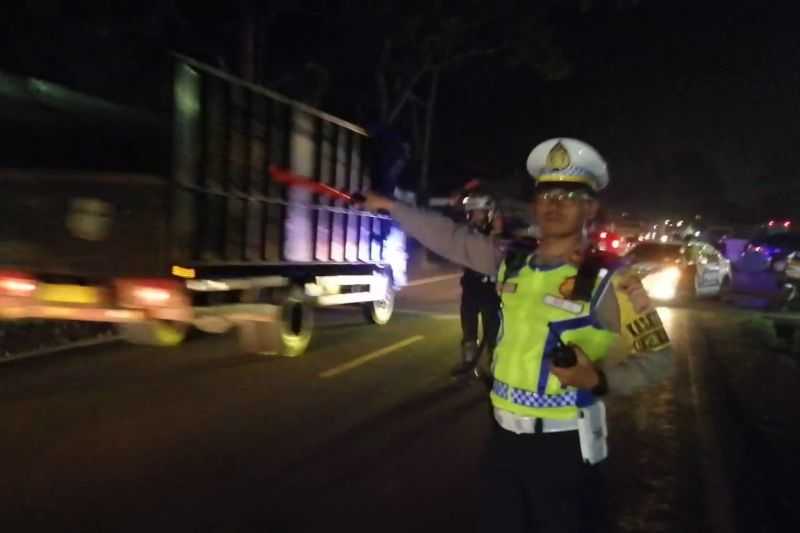 Cegah Kemacetan, Polisi Berlakukan Satu Arah Menguras Kendaraan dari Garut ke Bandung
