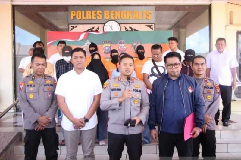 Cegah Pelanggaran, Polres Bengkalis Pulangkan 28 PMI Ilegal ke Daerah Asal