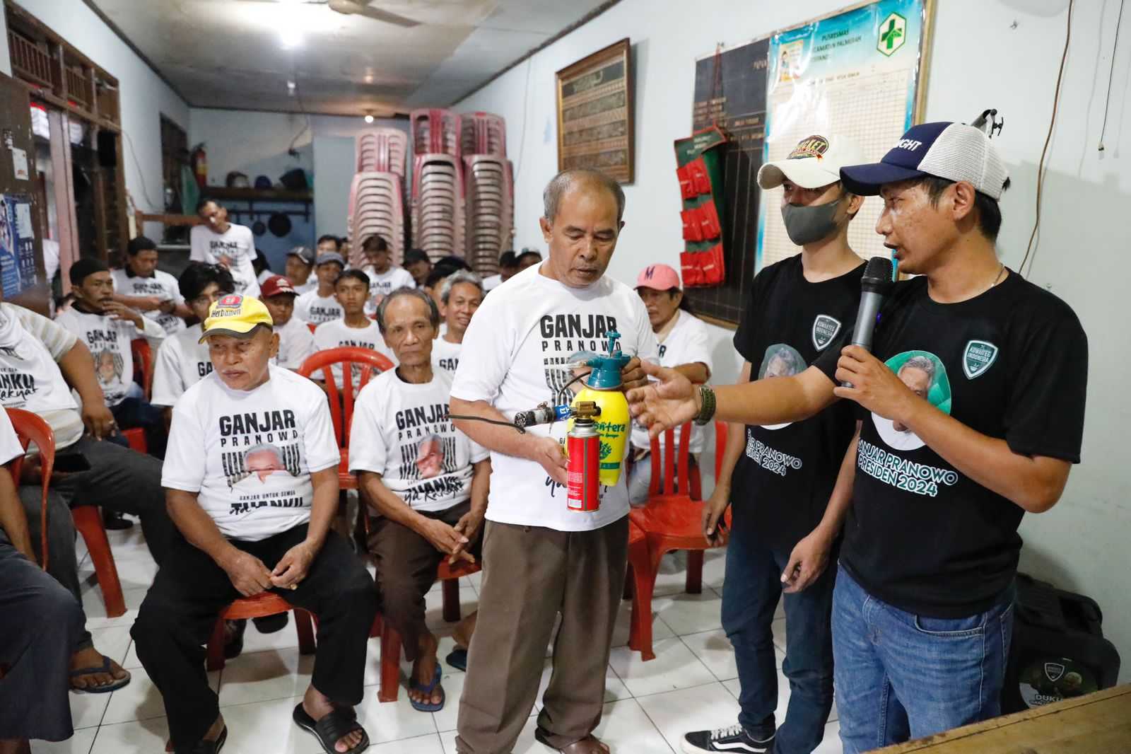 Cegah Penyebaran DBD, Kowarteg Ganjar Gelar Edukasi Pembuatan Alat Fogging di Kemanggisan Jakbar 3