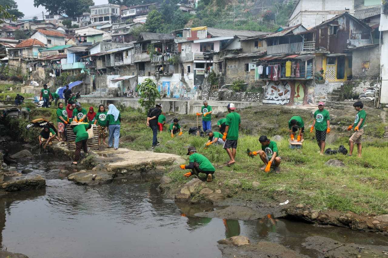 Cegah Persoalan Banjir, Kajol Indonesia Ajak Masyarakat Untuk Tidak Membuang Sampah di Sungai 1