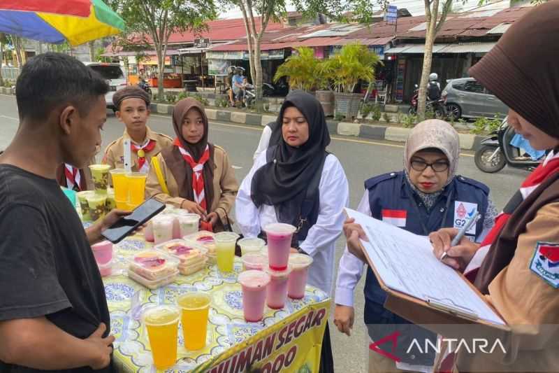 Cegah Zat Berbahaya, BBPOM Aceh Periksa Aneka Jajanan Buka Puasa di Aceh Barat