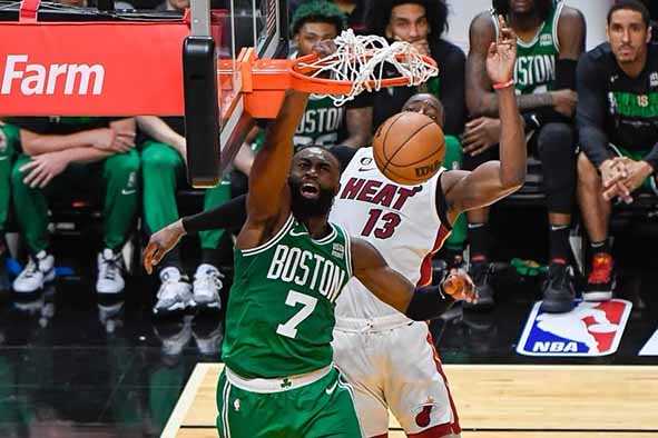Celtics Hidupkan Harapan Usai Atasi Heat