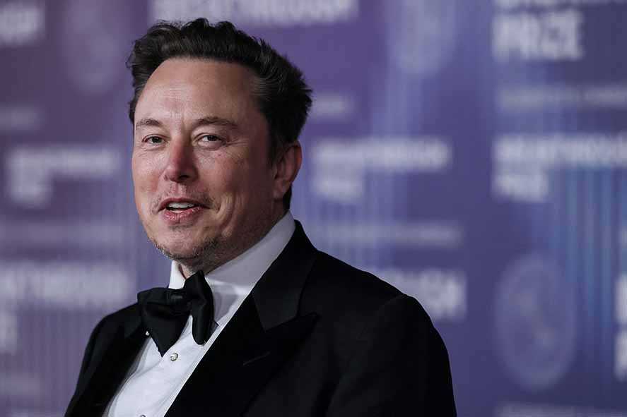 CEO Tesla Elon Musk Berada di Tiongkok