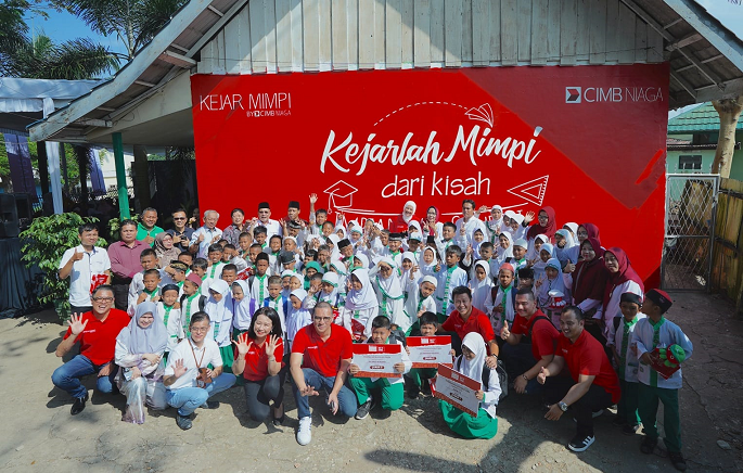 CIMB Niaga Selenggarakan Program Kejar Mimpi Goes to School di Palembang