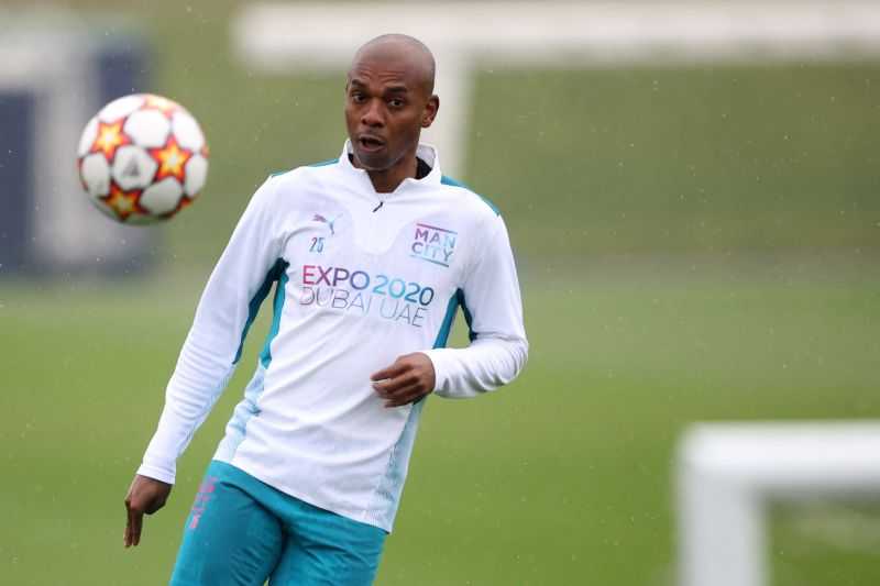 City Bakal Mainkan Fernandinho Kontra Atletico sebagai Laga Perpisahannya