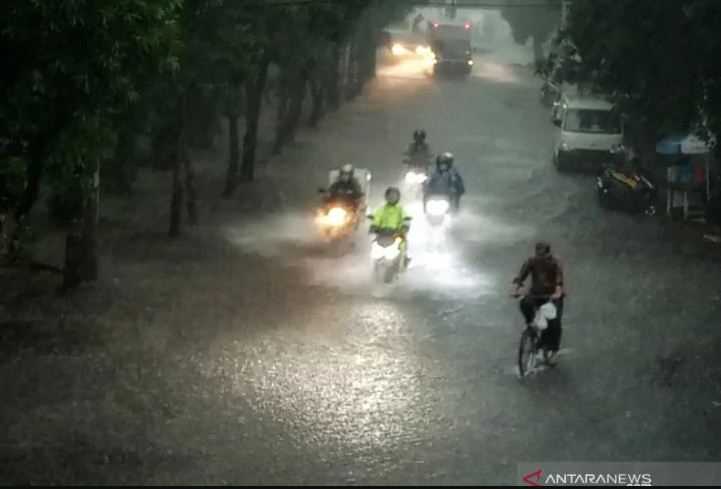 Cuaca Buruk Hari Ini, BMKG Peringatkan Hujan Guyur Sebagian Besar Provinsi