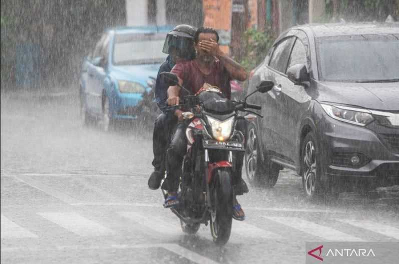 Cuaca Hari Ini, Hujan Lebat Berpotensi Turun di Beberapa Wilayah