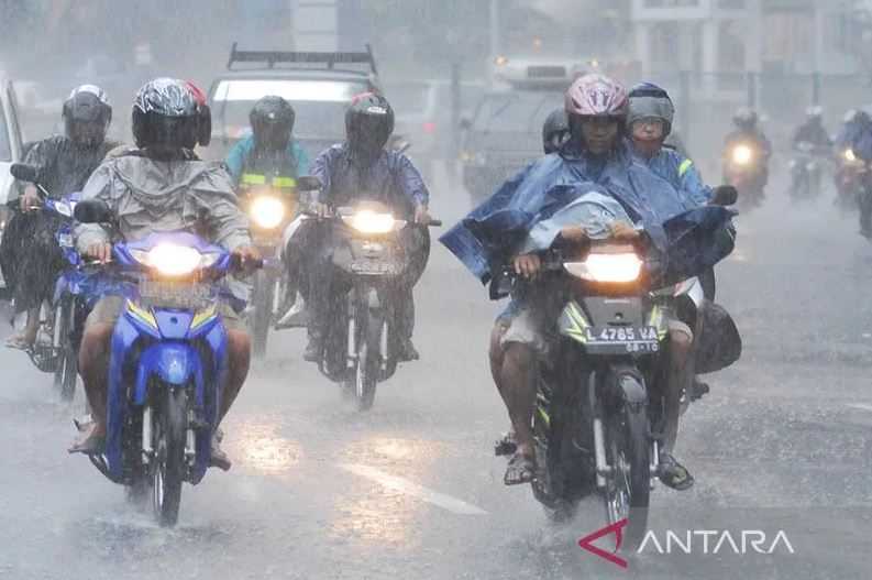 Cuaca Hari Ini, Hujan Lebat dan Angin Kencang Melanda Sejumlah Wilayah Indonesia