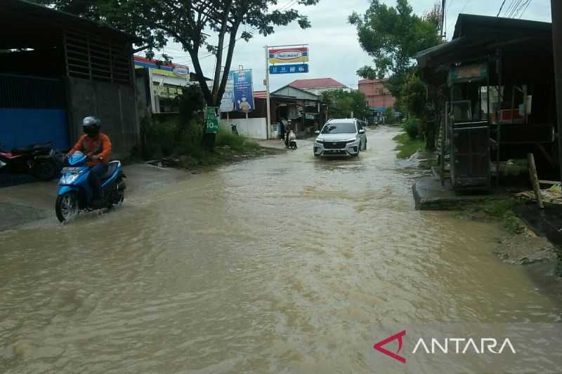 Cuaca Hari Ini, Mayoritas Kota Besar Bakal Turun Hujan