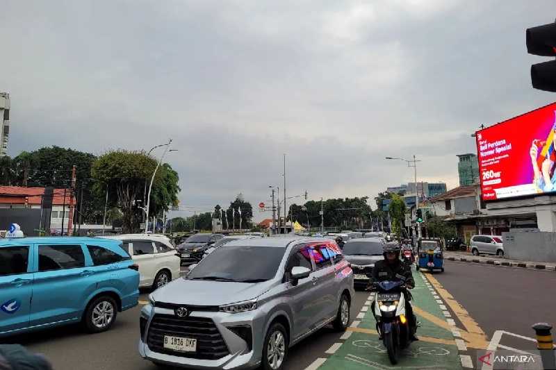 Cuaca Hari Ini Secara Umum Berawan Hingga Hujan Ringan