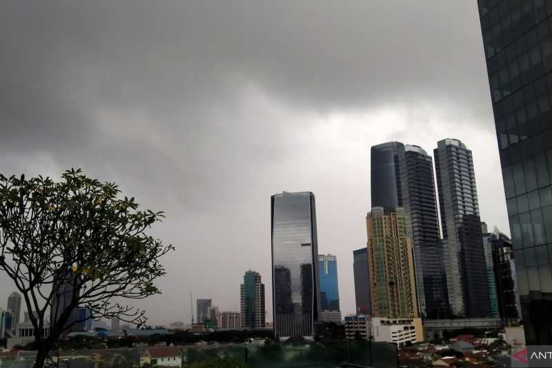 Cuaca Jakarta Diperkirakan Hujan Ringan di Sebagian Wilayah