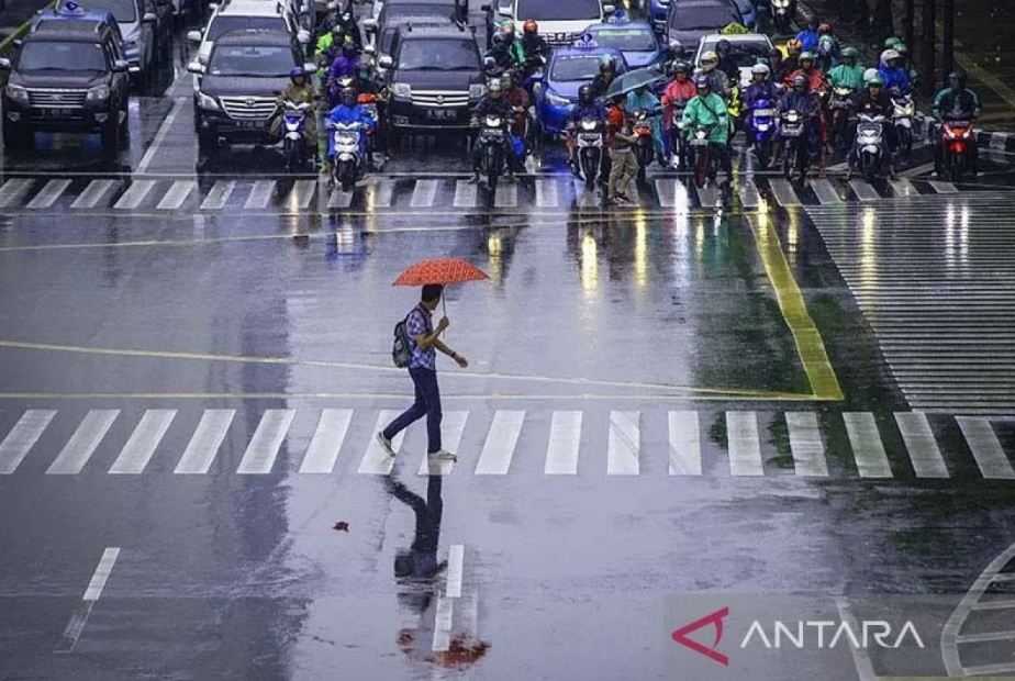 Cuaca Jakarta Hari Ini, Sebagian Wilayah Diperkirakan Diguyur Hujan